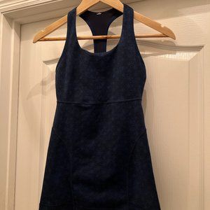lululemon Power Power Up Tank Top II Size 4 Blue